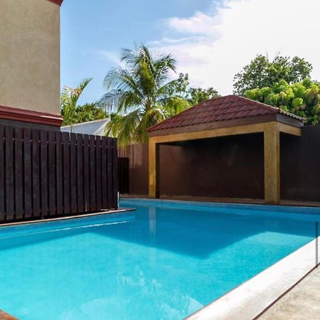 Metcalfe Luxury One Bedroom Suite Kingston Esterno foto